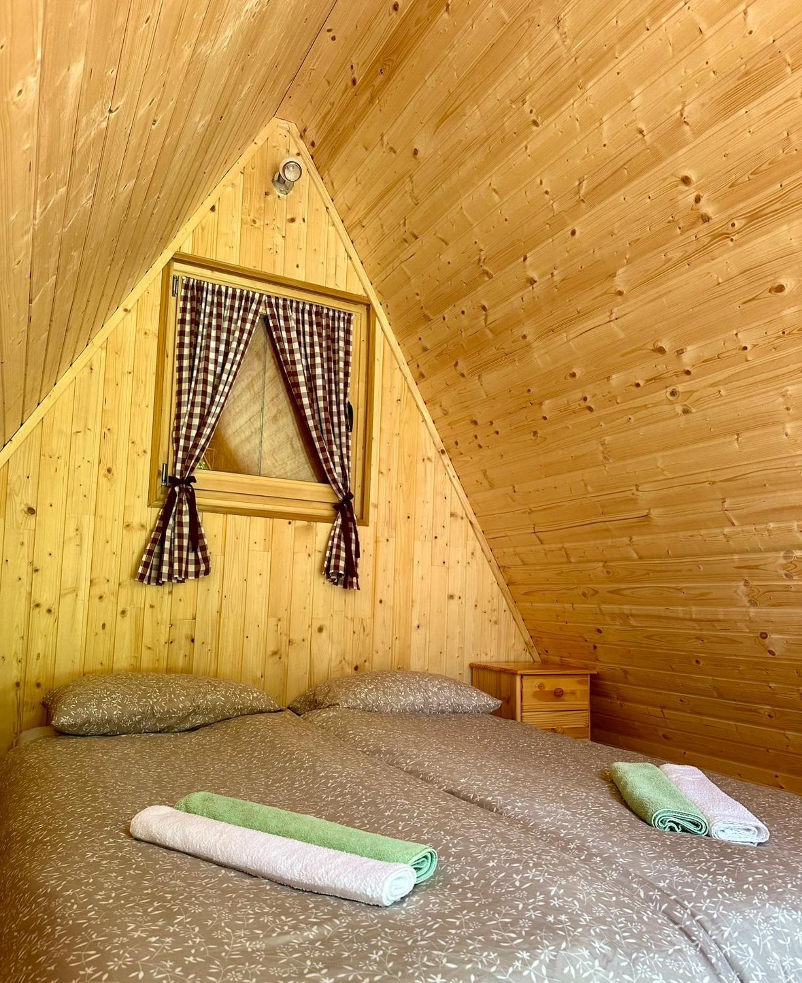 Glamping Krn Hotel Kobarid Exterior foto