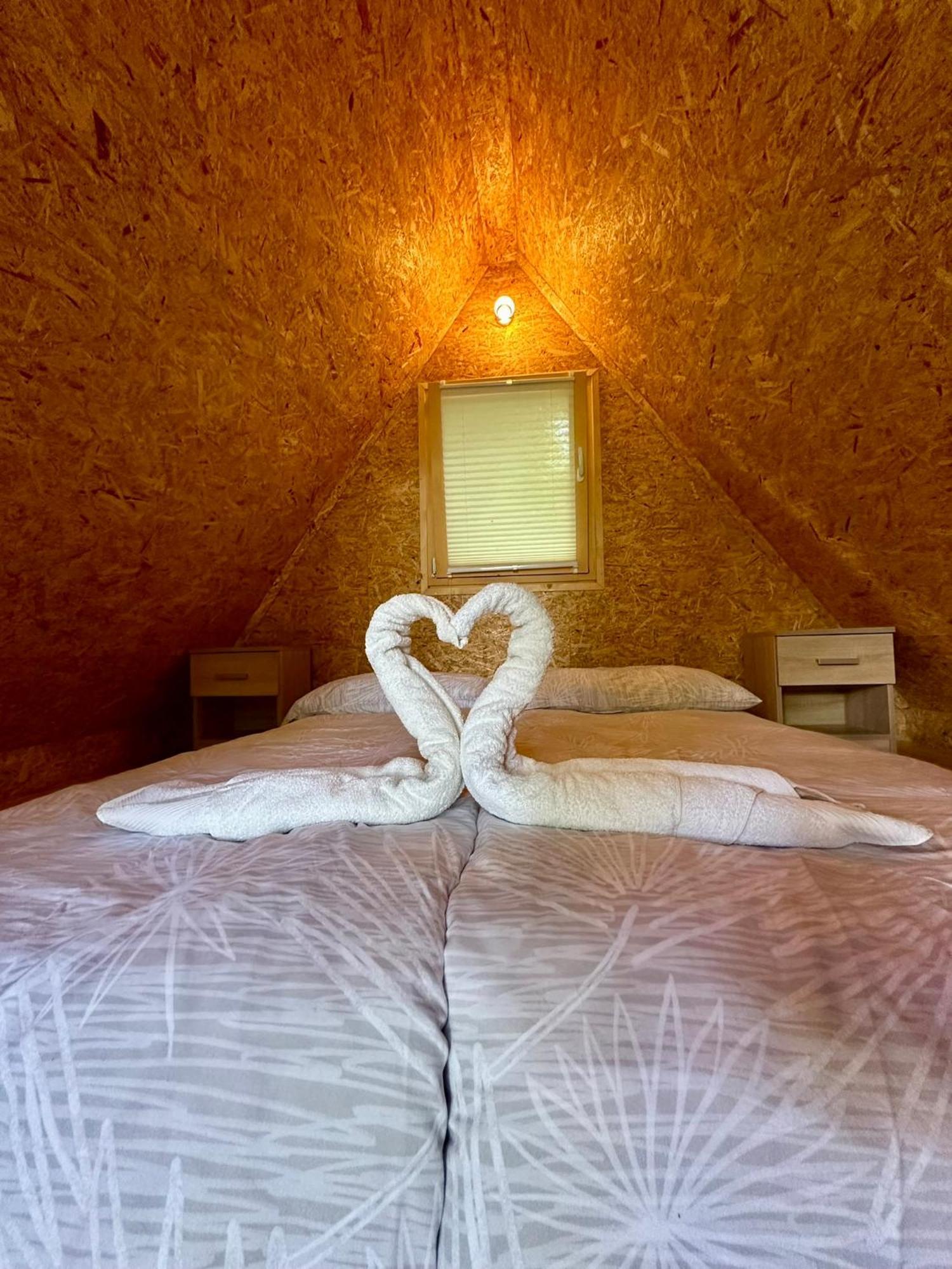 Glamping Krn Hotel Kobarid Exterior foto